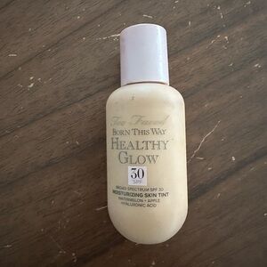 Too Faced Born This Way Skin Tint SPF 30 - Porcelain color